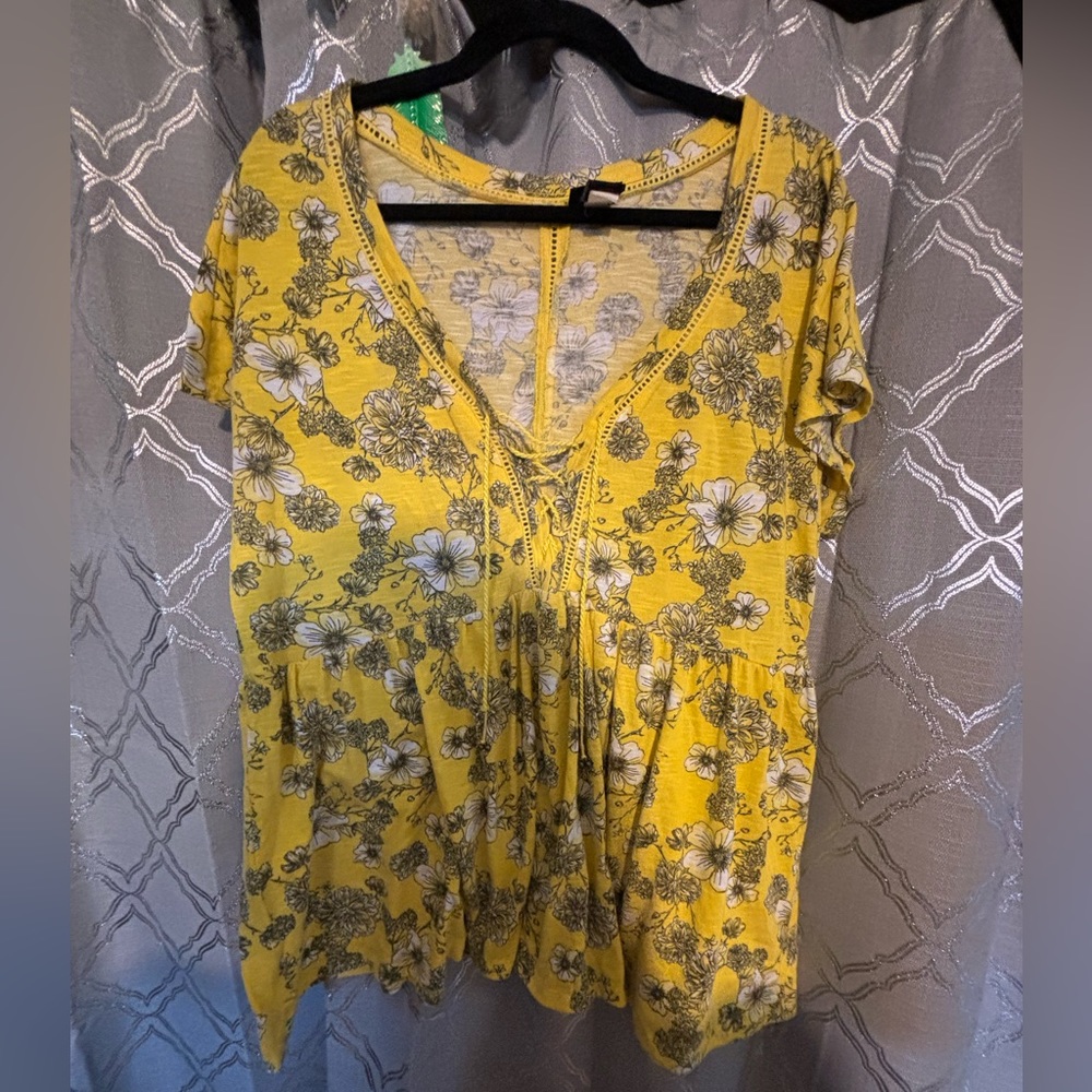 Torrid shirt